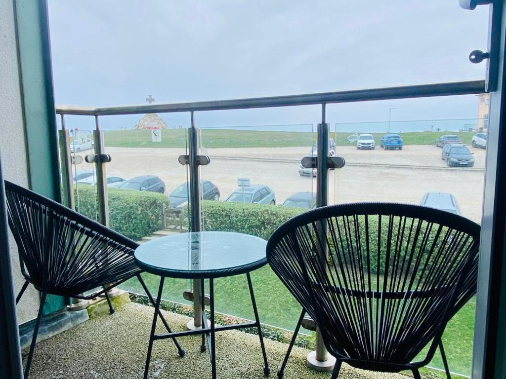 Zinc @ Fistral Beach, Newquay 新码头 外观 照片