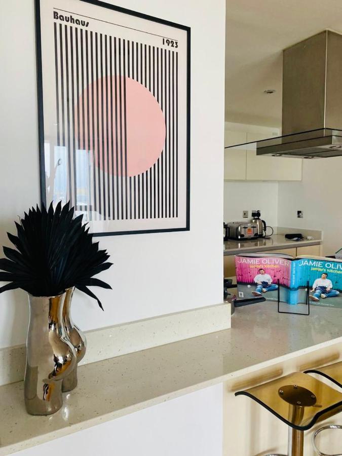Zinc @ Fistral Beach, Newquay 新码头 外观 照片